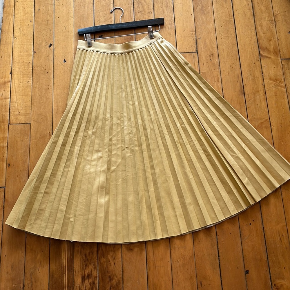 Beulah Pleated Midi Skirt in Mustard Yellow